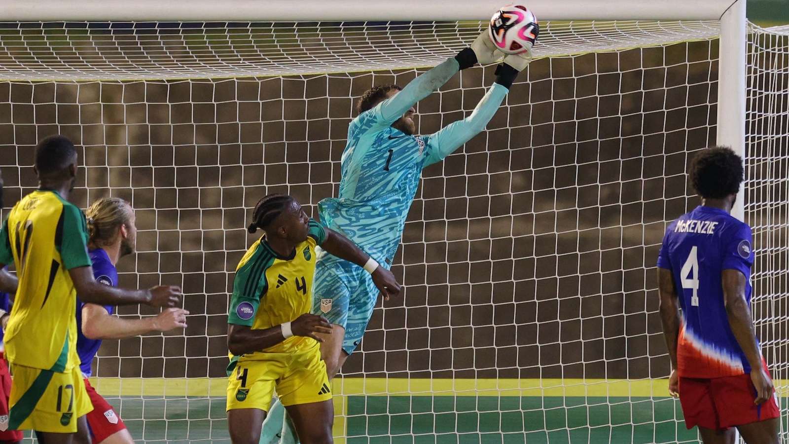 精心安排的 精心安排的