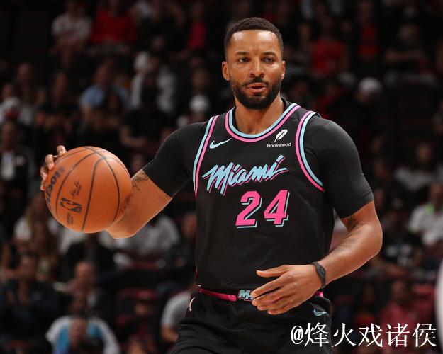 鲍威尔34分墨菲27+8 热火主场力克鹈鹕终结其七连胜